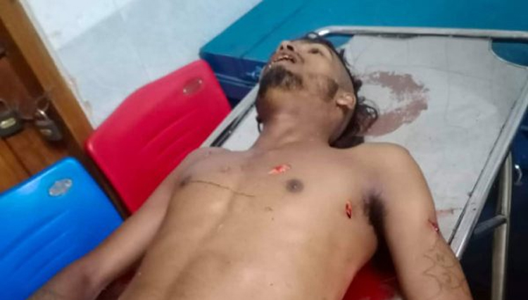 খাদিমে ছুরিকাঘাতে যুবক মৃত্যু