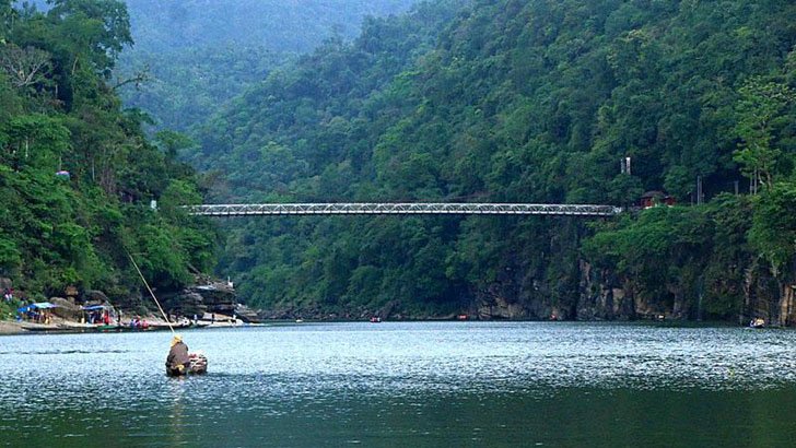 প্রকৃতিকন্যা ‘জাফলং’