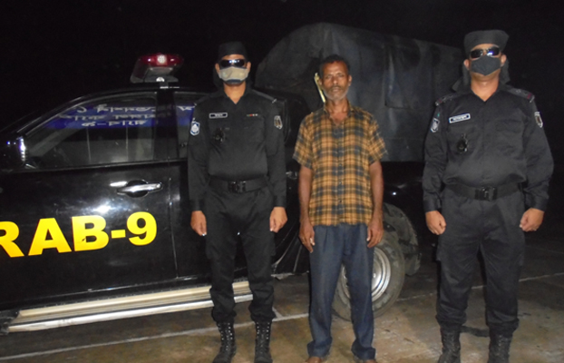 চুনারুঘাটে ৩০ কেজি গাঁজাসহ মাদক কারবারি গ্রেপ্তার