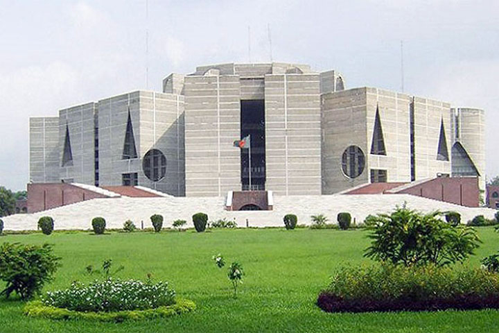 সংসদীয় নির্বাচন নিয়ে নতুন আইন পাস