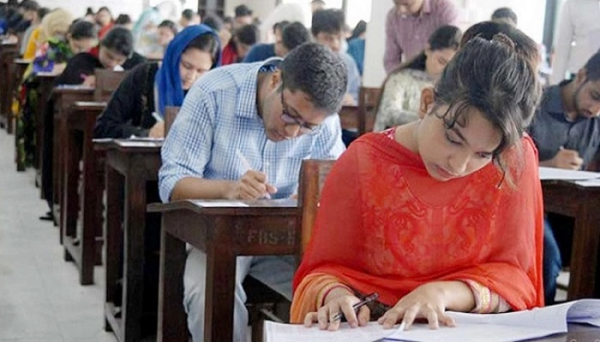 প্রাথমিক শিক্ষক নিয়োগের প্রথম ধাপের পরীক্ষা শুরু