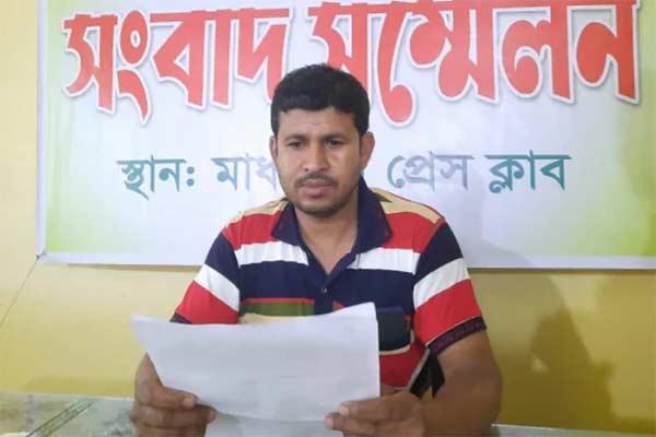 বিদেশ থেকে লাখ লাখ টাকা পাঠাতো স্বামী, প্রেমিকের পেছনে খরচ করে স্ত্রী