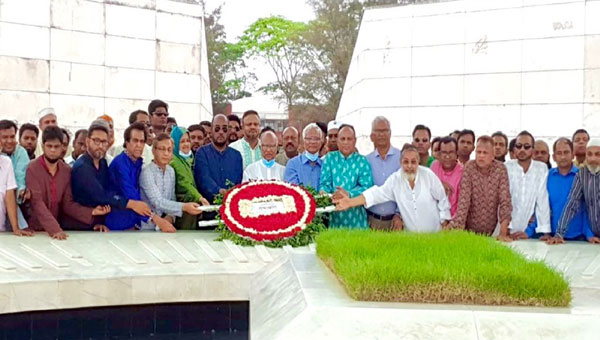 সিলেট জেলা বিএনপি নেতৃবৃন্দের জিয়াউর রহমানের মাজার জিয়ারত
