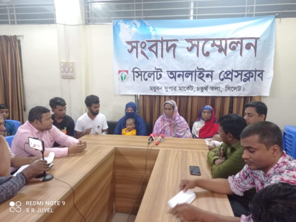 সন্ত্রাসী হামলায় নিরাপত্তাহীনতায় ভুগছেন আখালিয়ার আফিয়া বেগম ও তার পরিবা