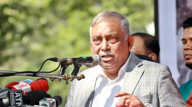 হৃদয়ে দেশপ্রেম না থাকা পুলিশ সদস্যদের চিহ্নিত করা হচ্ছে: স্বরাষ্ট্রমন্ত্রী