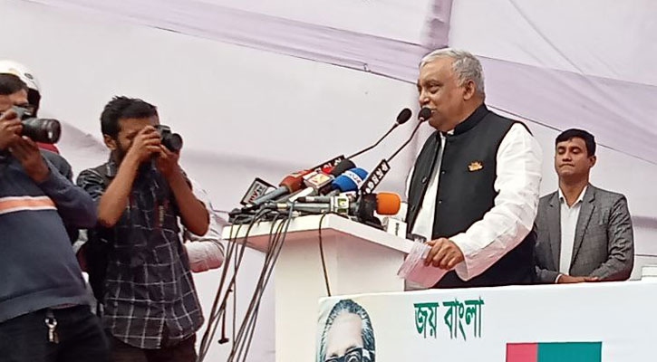 সাহস থাকলে দেশে আসুন, মামলা ফেস করুন: তারেকের উদ্দেশ্যে স্বরাষ্ট্রমন্ত্রী