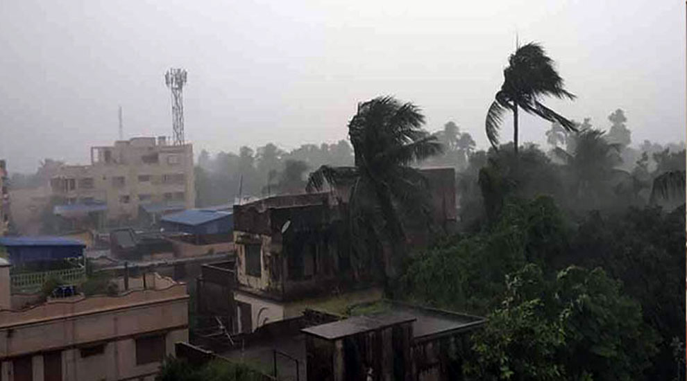 সন্ধ্যার মধ্যে সিলেট অঞ্চলে ঝড়!