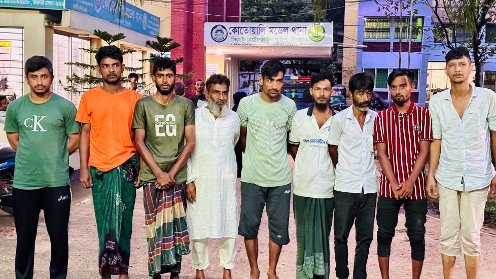 সিলেট গোয়েন্দা জালে ৯ জু য়া ড়ি
