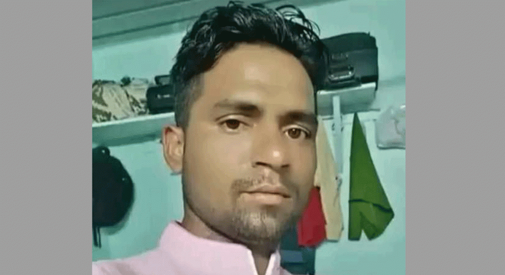 পিকনিকের নৌকার মাঝি নিখোঁজ