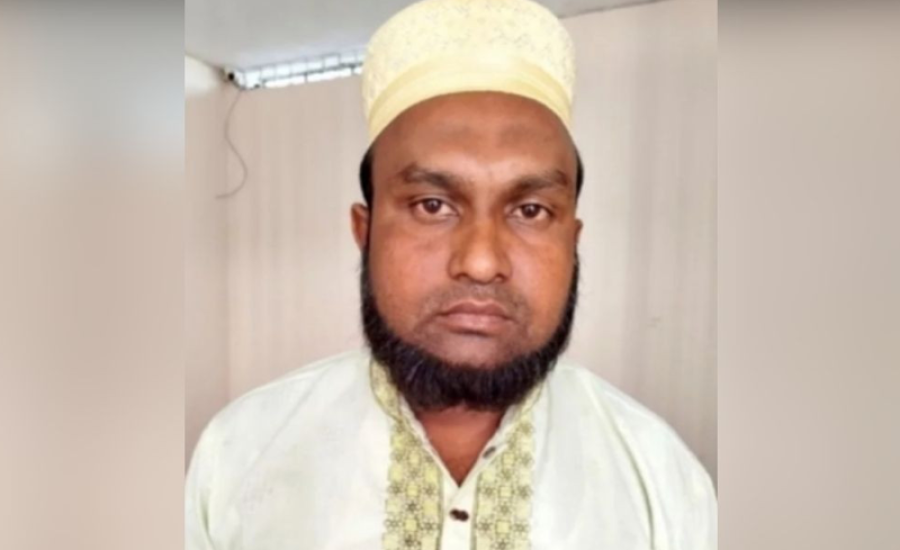 কুলাউড়ায় ডিসি অফিসের চিঠি জালিয়াতি : শিক্ষক গ্রে ফ তা র