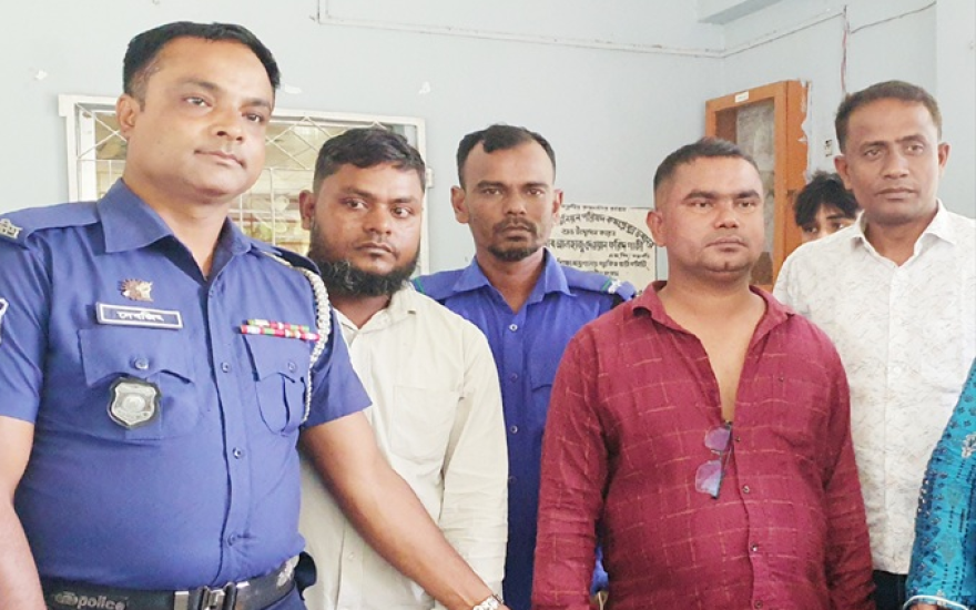 হবিগঞ্জে স্কুল শিক্ষককে অ প হ র ণ করতে গিয়ে ধরা খেলো দুই ভুয়া সিআইডি