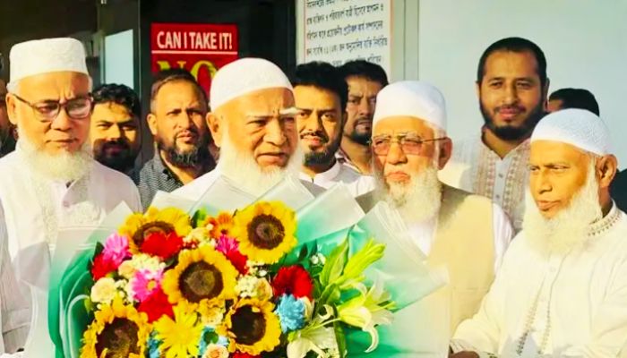 জান্নাতের টিকিট বিক্রি করি না, পথ দেখিয়ে দিই